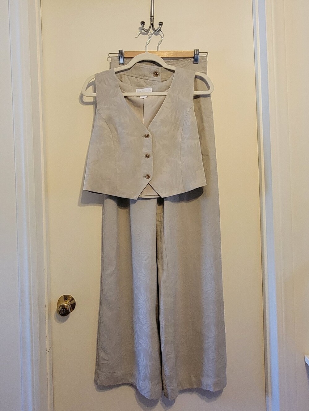 House Of Harlow 1960 2 Pc Vest & Trouser Set